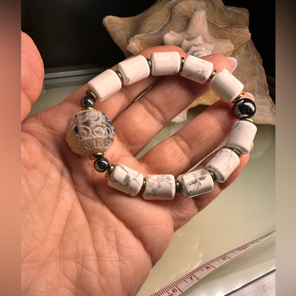 HOWLITE + TIBETAN JAK NATURAL STONES BRACELET size 7” - Picture 7 of 10